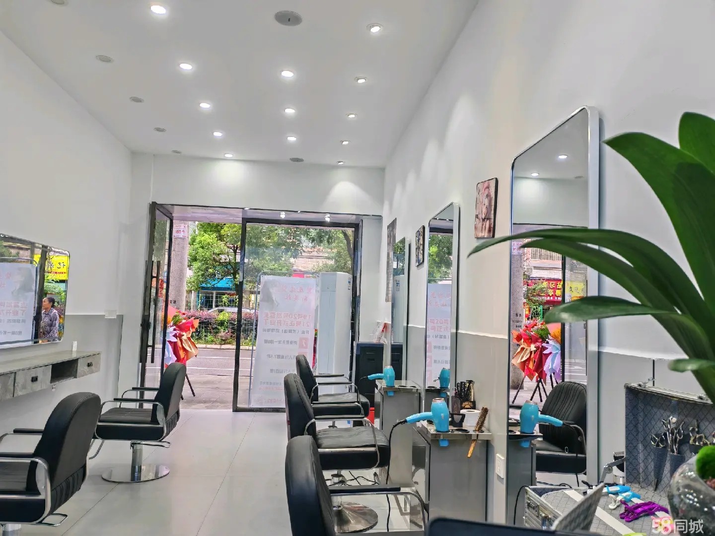 （转让）个人原因新装修的美发店铺转让